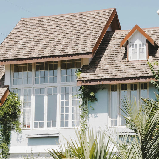Leaving Home for Days? How a Wireless Solar Security Camera Helps Protect Your Property While You’re Away